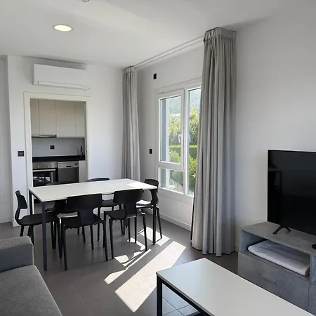 Aparthotel Onzamar 4*